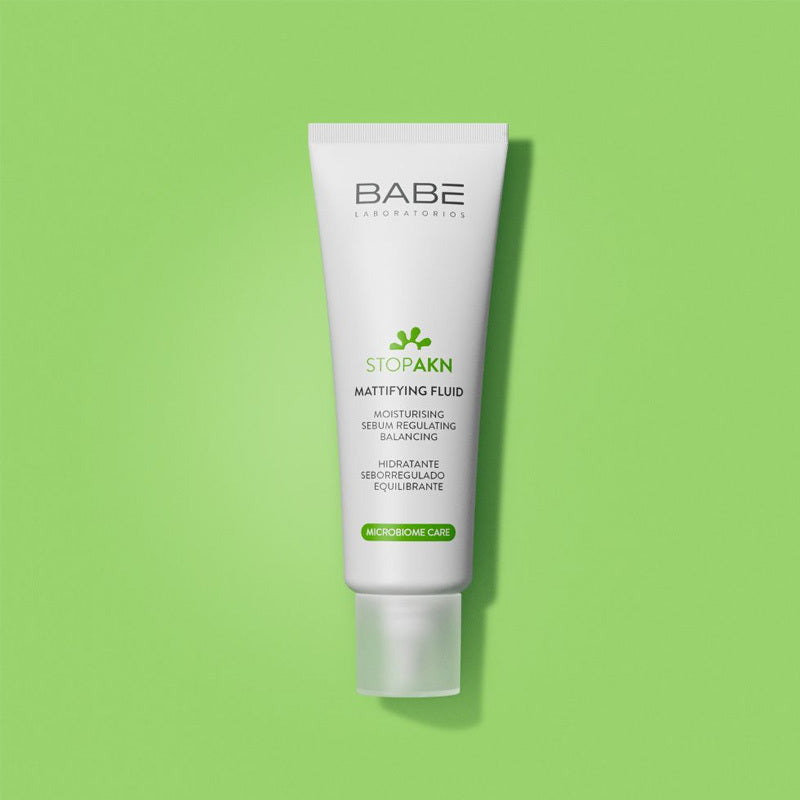 FLUIDO MATIFICANTE 50ML STOP AKN BABE